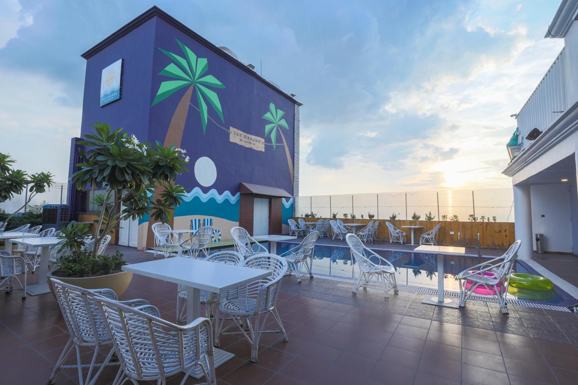 Hotel Le Castle Rudrapur Exterior photo